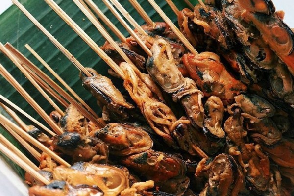 Lezatnya Sate Pokea, Kuliner Khas Sultra Terbuat dari Bahan Kerang