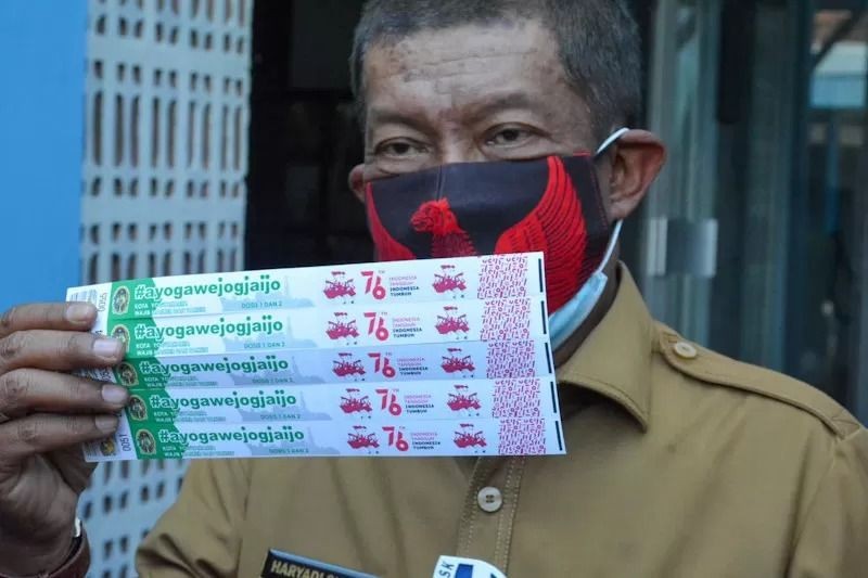 Warga Yogyakarta yang Sudah Divaksin Akan Diberi Gelang