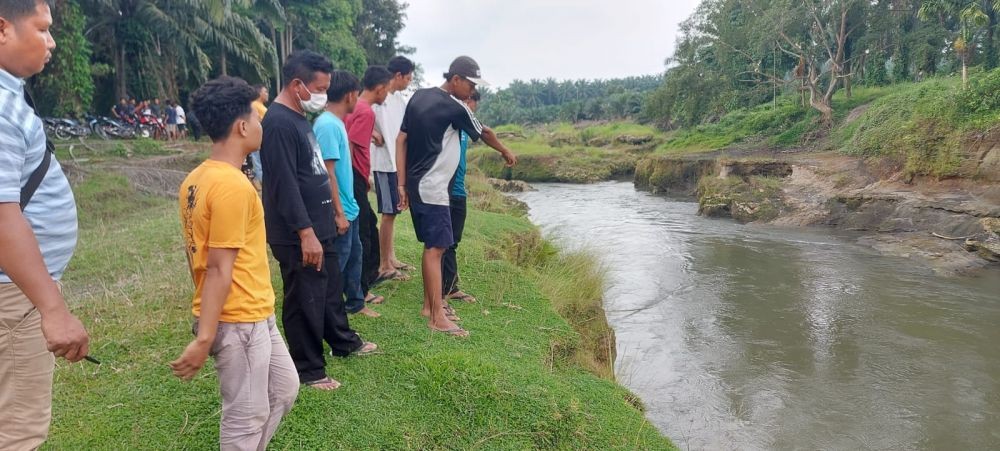 Seberangi Sungai, Remaja di Binjai Hilang Terbawa Arus