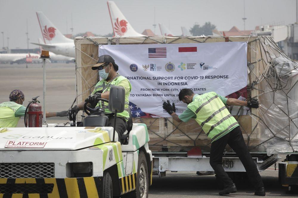 6 Potret Alkes dari AS Tiba di Bandara Soetta di Hari Kemerdekaan