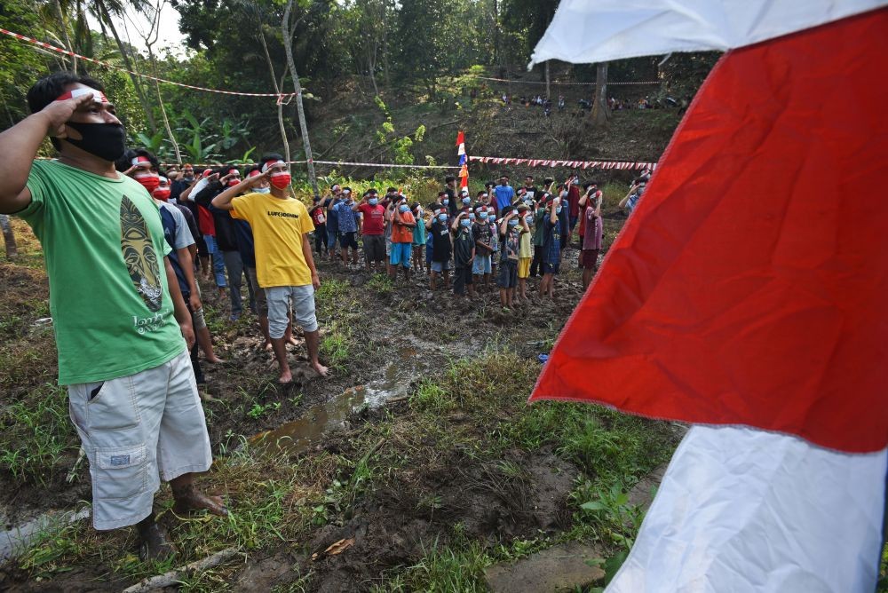 Pemprov Kaltara Membagikan 4 Ribu Bendera Merah Putih bagi Masyarakat