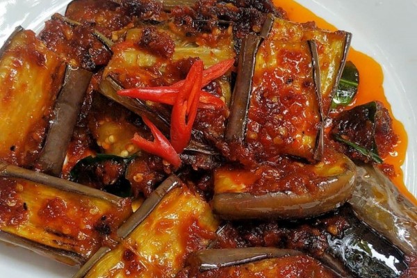 Luar Biasa! 5 Langkah Mudah Meracik Sambal Terong Balado yang Menggoda Selera