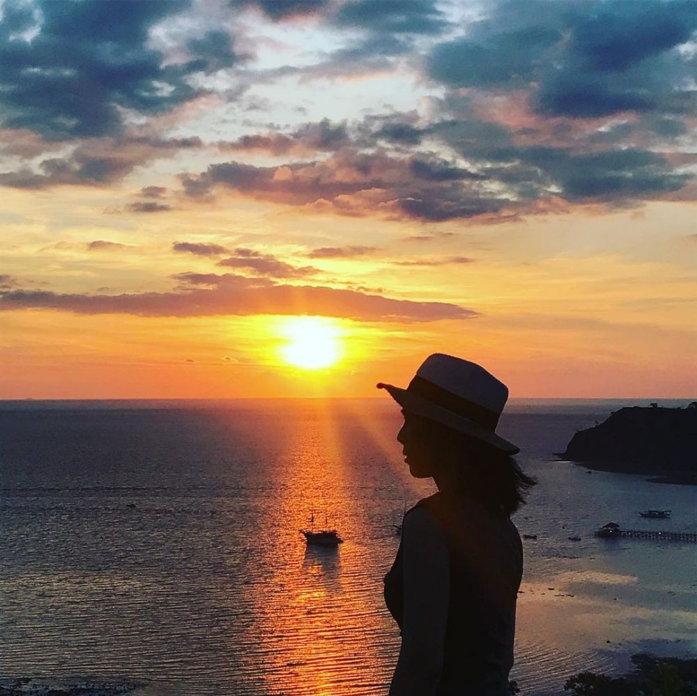 10 Tempat Terbaik Menikmati Sunset Di Labuan Bajo