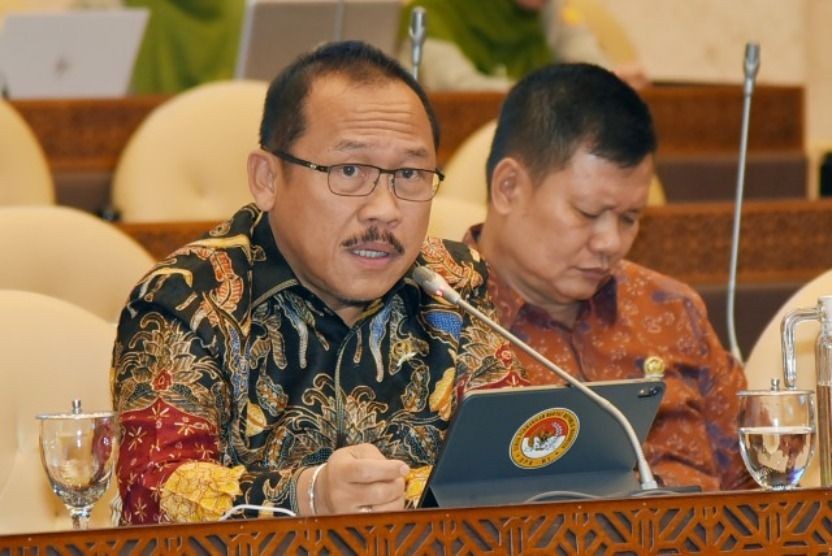 Baju Adat Dipakai Wapres, Pusat Diminta Perhatikan Sulbar