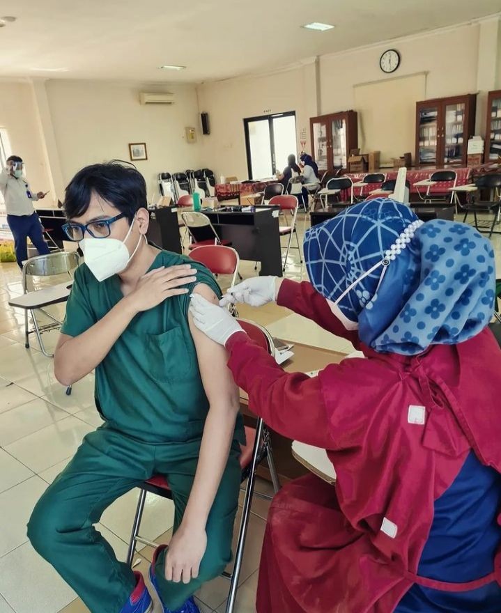Cerita Nakes Bandar Lampung Disuntik Vaksin Moderna, Ada Efek Samping?