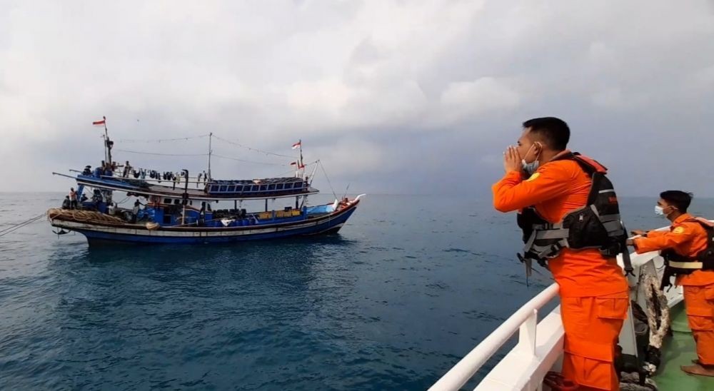 Kapal Ikan KM EMJ Tujuh Berisi 20 ABK Hilang Kontak dari Lampung