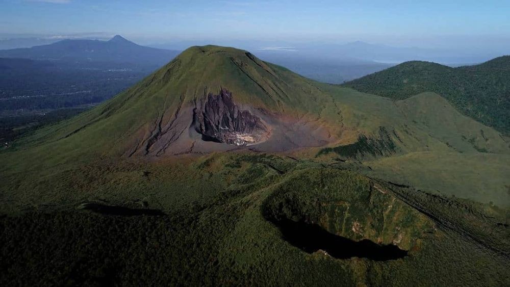 Aktivitas Vulkanik Gunung Lokon Meningkat, Warga Diimbau Tak Mendekat