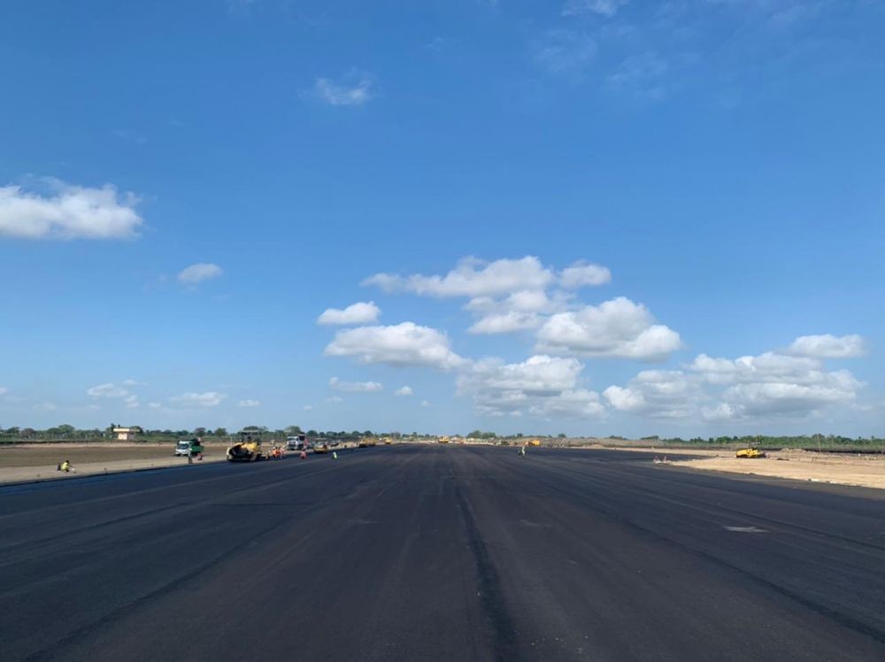 Perpanjangan Runway Bandara Lombok Baru Selesai 69 Persen