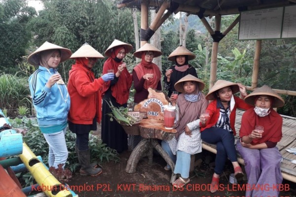 Mengenal Ratna Juniati, Pahlawan Kelompok Tani 'Janda' Asal Lembang