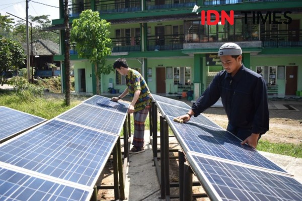 Mandiri Energi Ala Pesantren, Maksimalkan Panel Surya hingga Biogas