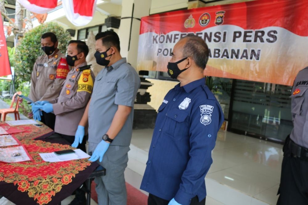 Modus Cari Makanan Burung, Laki-laki Asal Tabanan Curi Emas Rp100 Juta