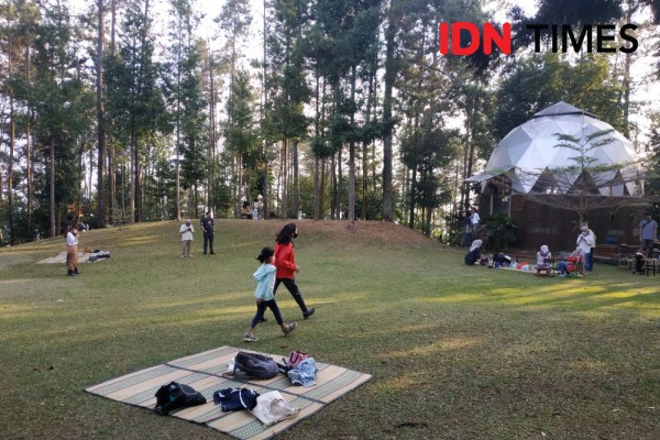 Pangerwangi Dome, Tempat Tersembunyi untuk Piknik Keluarga di Bandung