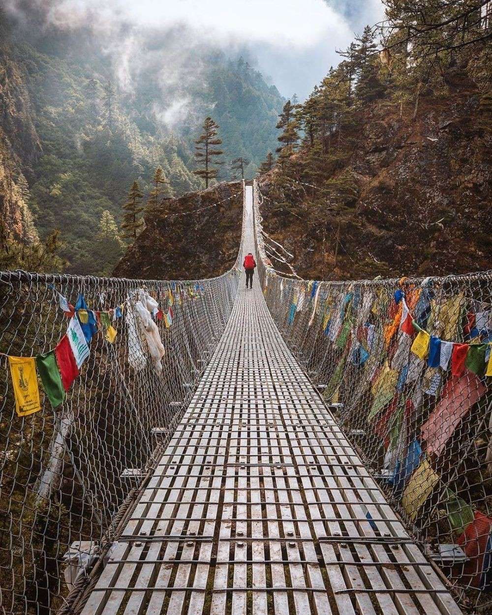 10 Jembatan Gantung Paling Fotogenik Di Dunia