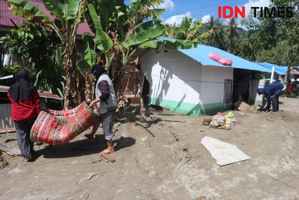 Duka Korban Banjir Bandang Sigi: Barang Semua Habis Tidak Tersisa!