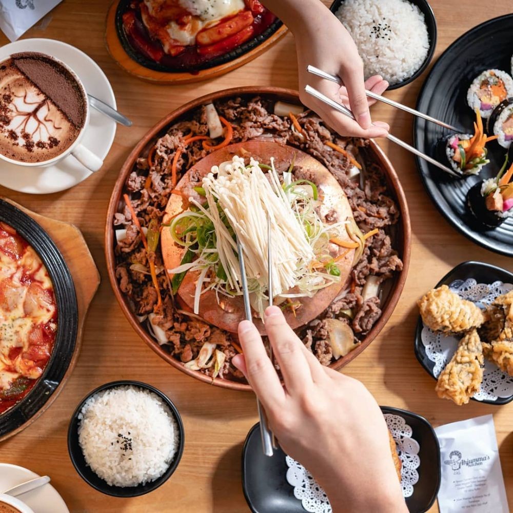 10 Rekomendasi Tempat Makan Korea di Surabaya yang Paling Populer