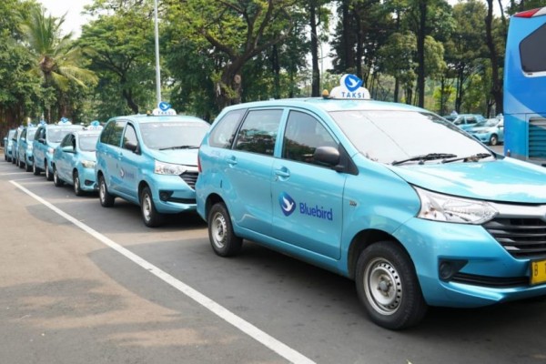 Bluebird Bakal Tambah Armada Mobil Listriknya Tahun Ini