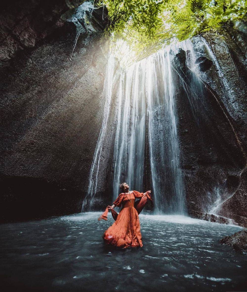 10 Wisata Air Terjun Tersembunyi Di Bali Yang Cantik Banget