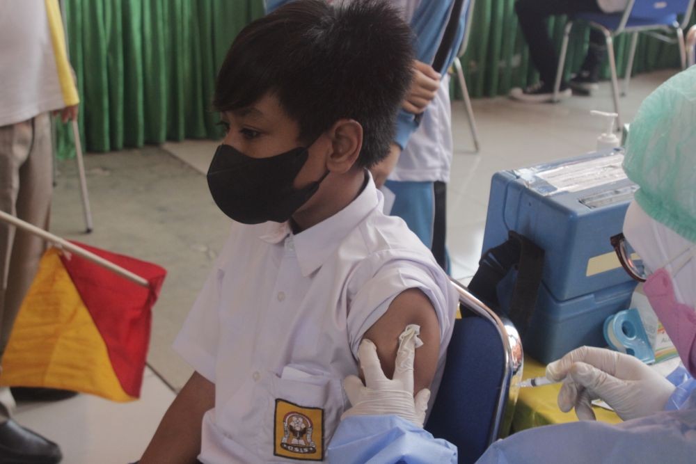 8.632 Pelajar Ikuti Vaksinasi Massal di Puspemkot Tangerang
