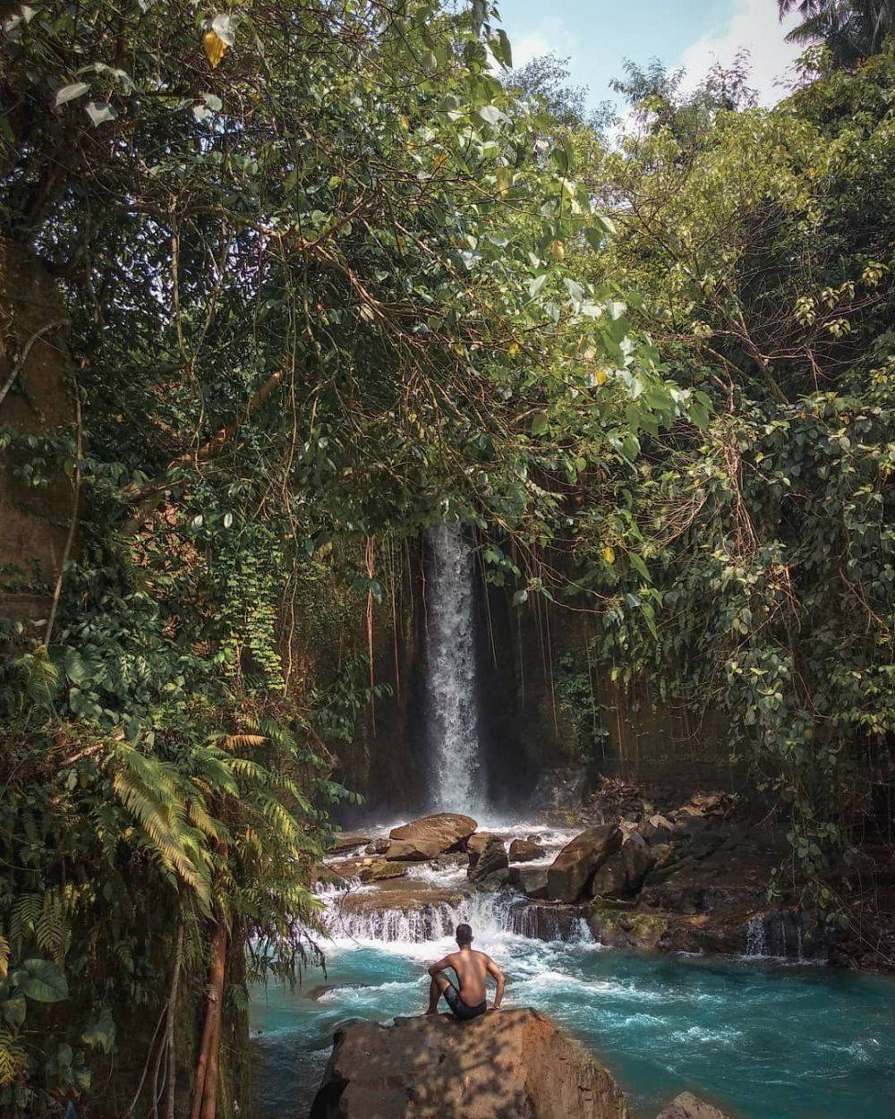 10 Wisata Air Terjun Tersembunyi Di Bali Yang Cantik Banget