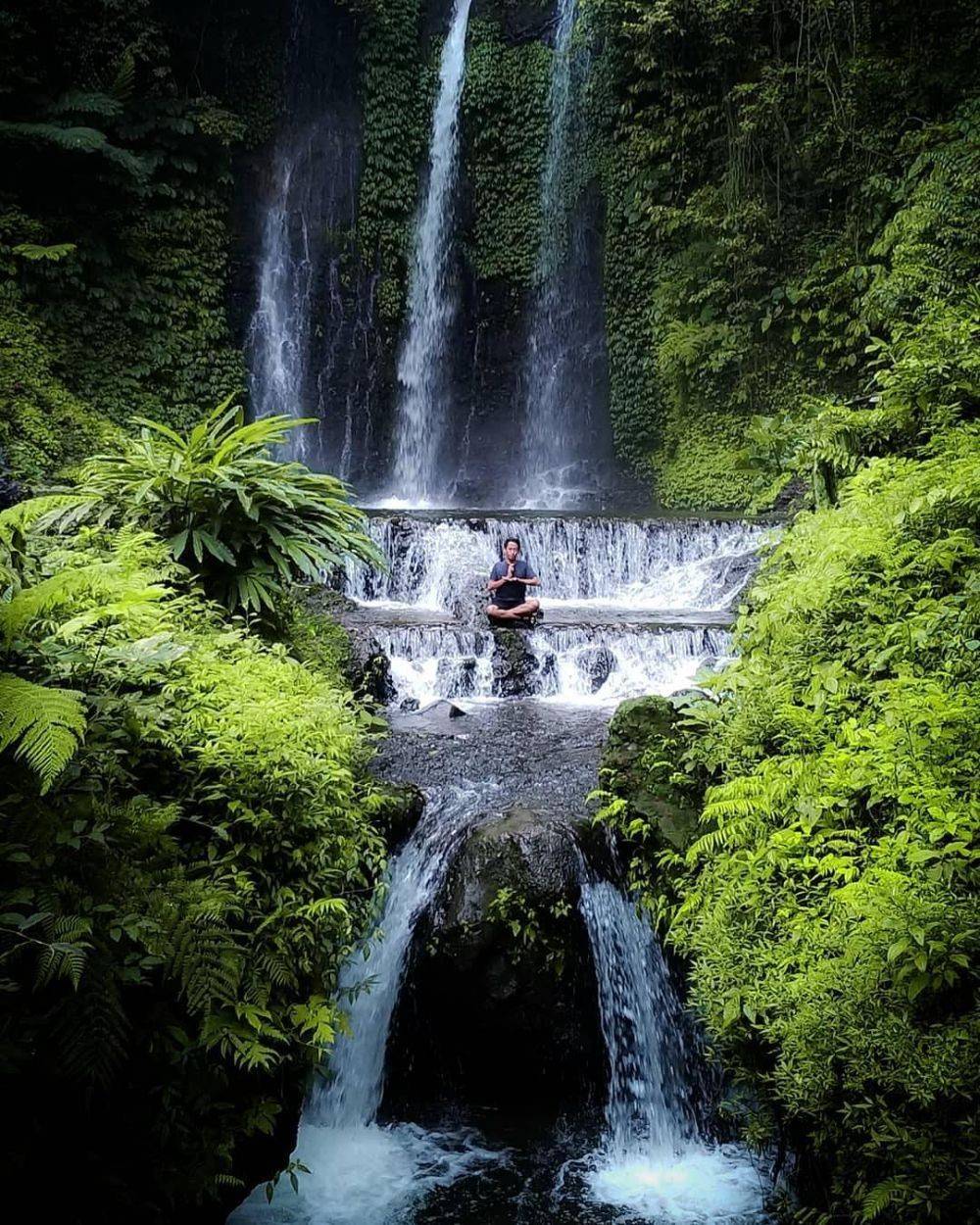 10 Wisata Air Terjun Tersembunyi Di Bali Yang Cantik Banget