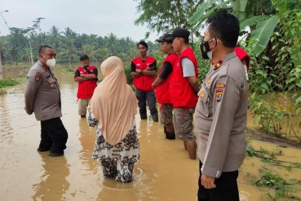 995 Rumah Di Tiga Pekon Semaka Tergenang Imbas Tanggul Jebol