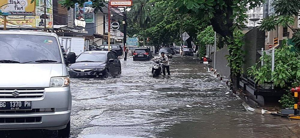 Sejumlah Wilayah Di Palembang Terendam Banjir Setelah Hujan