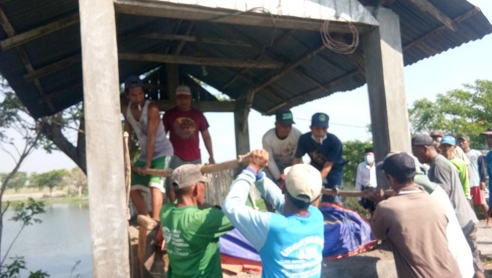 Rutinitas Tahunan Bongkar Makam di Lamongan, Ini Alasannya