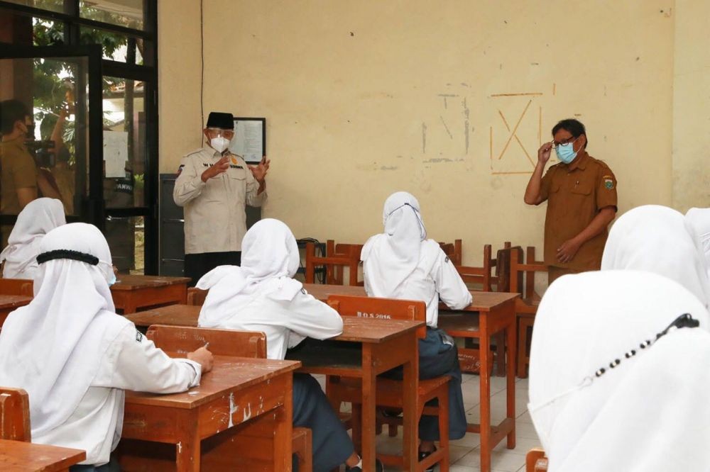 Mulai Besok, Sekolah SMA se-Banten Terapkan PTM 100 Persen  