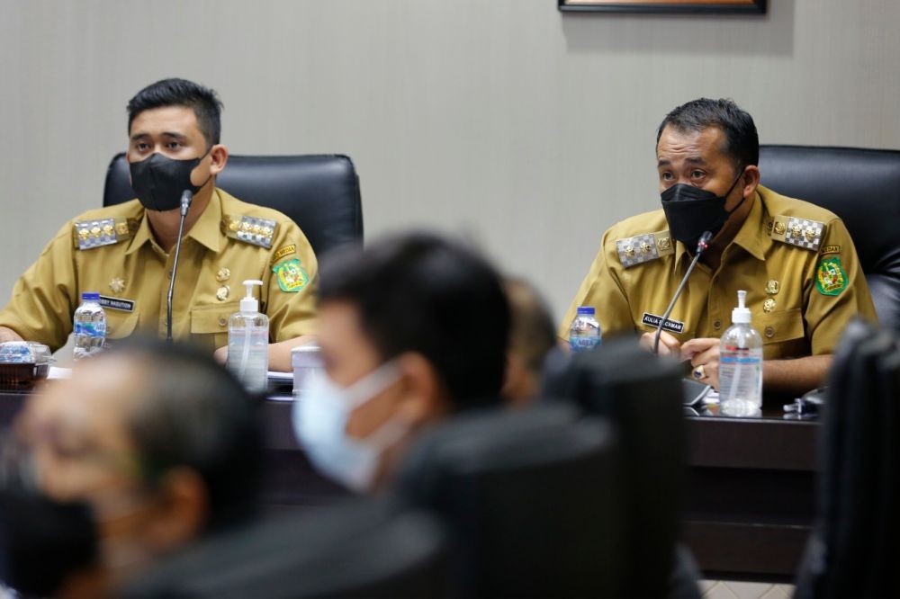 Ditegur Jokowi karena APBD Medan Ngendap di Bank, Ini Alasan Menantu