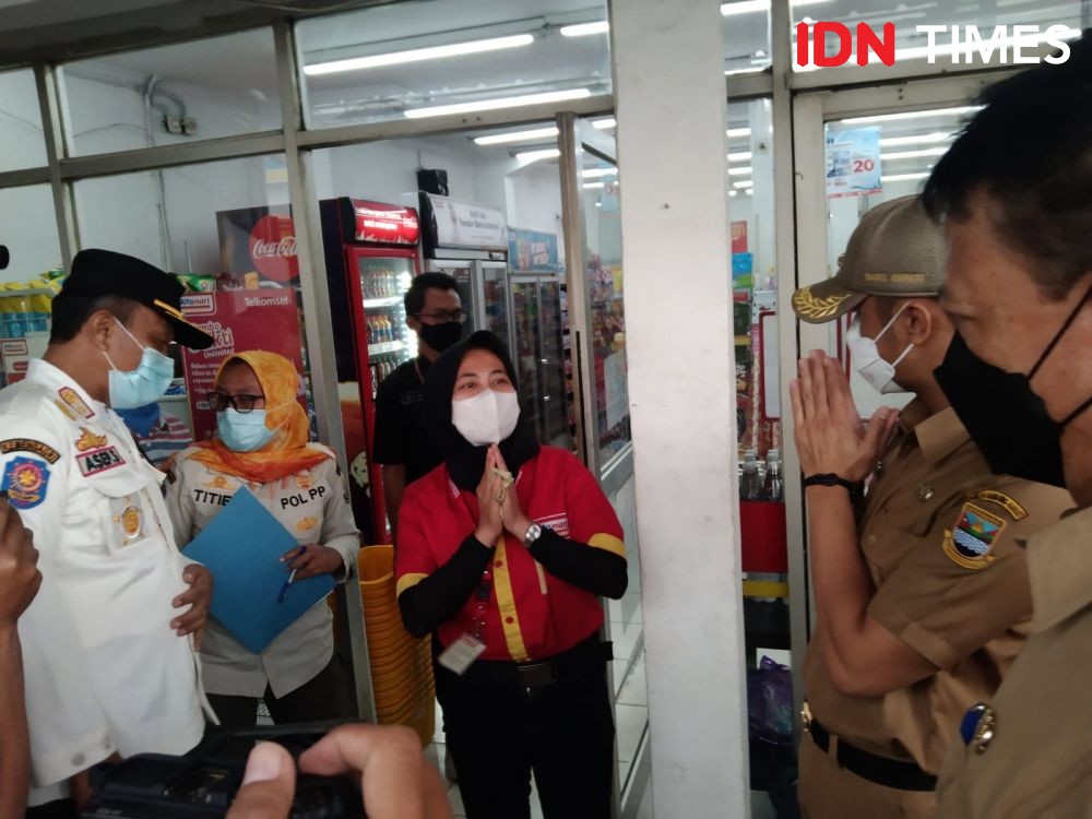 Langgar Tiga Perda Sekaligus, Alfamart di Bandung Barat Disegel