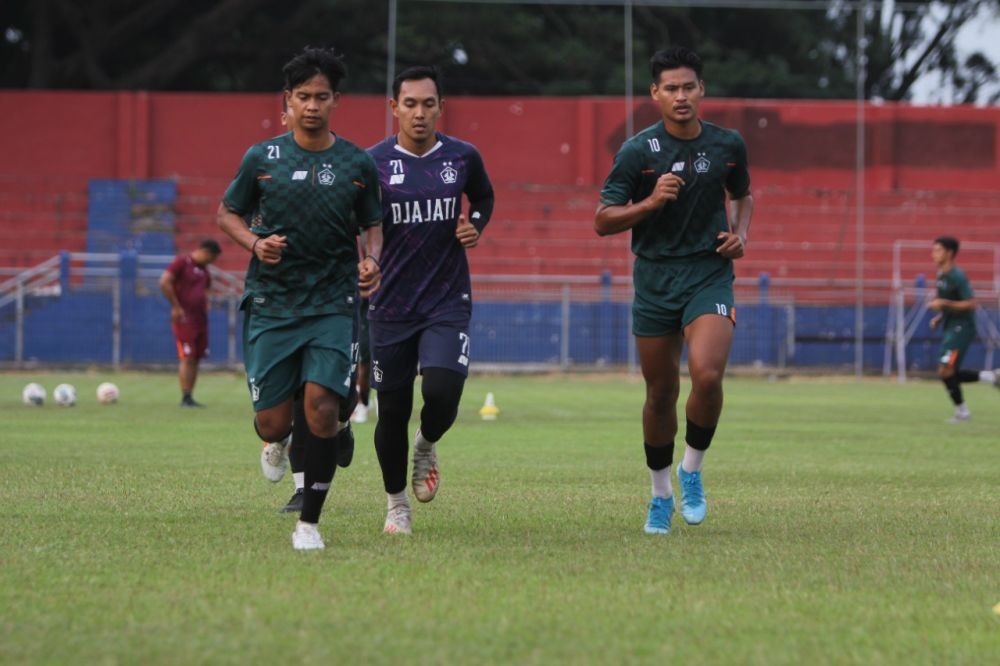 Boyong 30 Pemain ke Jakarta, Persik Kediri Siap Curi Poin