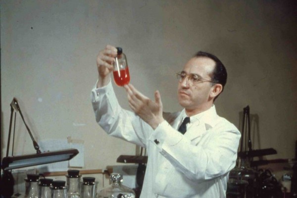 7 Fakta Jonas Salk, Ilmuwan Dunia Penemu Vaksin Polio