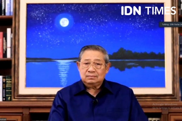 Sembuh dari Kanker Prostat, SBY Kembali Melukis