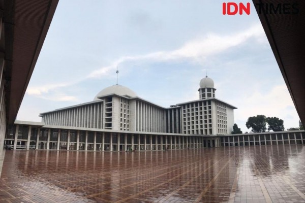 Viral Parkir Kawasan Masjid Istiqlal Dipalak Rp10 Ribu, Bikin Geram!