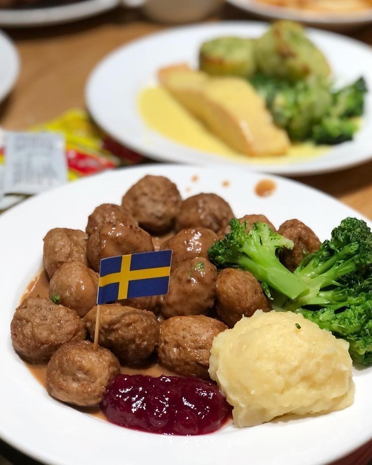 Makanan Yang Wajib Kamu Pesan Saat Ke Ikea Alam Sutera