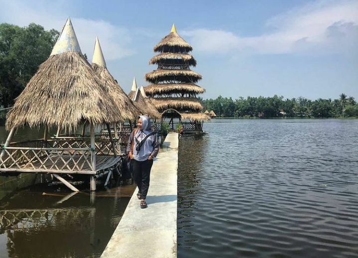 Wisata di Lampung Timur, Taman hingga Laut Bikin Gak Mau Pulang! 