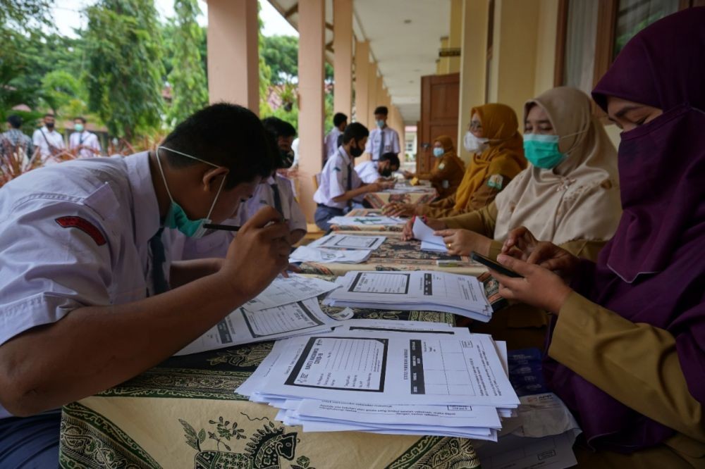 Kadisdik Aceh Ultimatum Kepsek Soal Vaksinasi: Jika Gagal Mundur Saja
