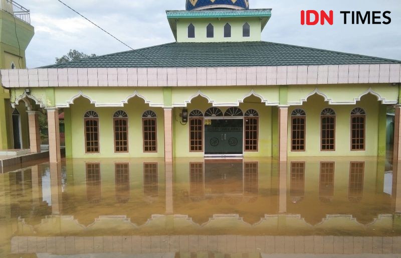 Hujan Tiga Jam, Dua RT di Waru Penajam Paser Utara Diterjang Banjir 