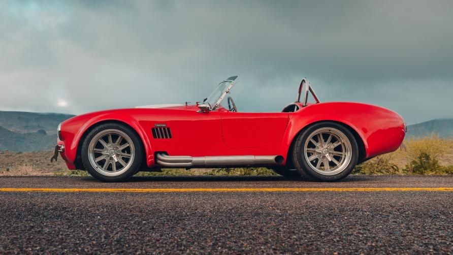 Shelby Cobra 2021 Purple