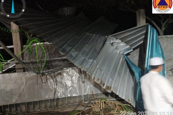 Angin Puting Beliung Rusak 27 Rumah Warga di Lombok, Ada Korban Luka