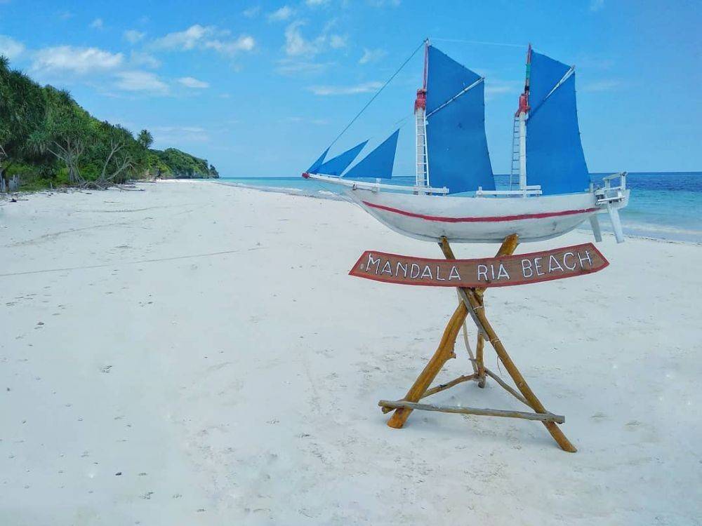 15 Wisata Pantai Di Bulukumba, Dekat Dari Tanjung Bira