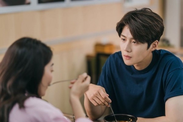 5 Makanan Enak yang Muncul Dalam Drama Hometown Cha Cha Cha