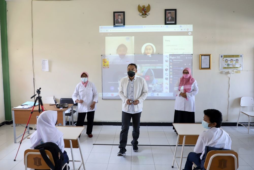 Prokes Ketat, Surabaya Optimistis Cegah Klaster Sekolah