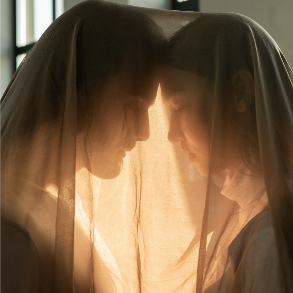 [QUIZ] Dari Gambar Romantis, Kami Tahu Seberapa Siap Kamu Menikah