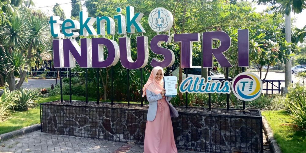 Diva, Gadis Asal Malang yang Raih Gelar Doktor ITS di Usia 24 Tahun