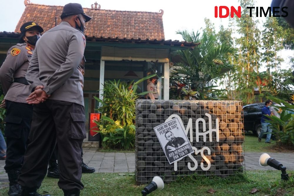 Manajemen Sayangkan Pembakaran Omah PSS, Serahkan Masalah ke Polisi 