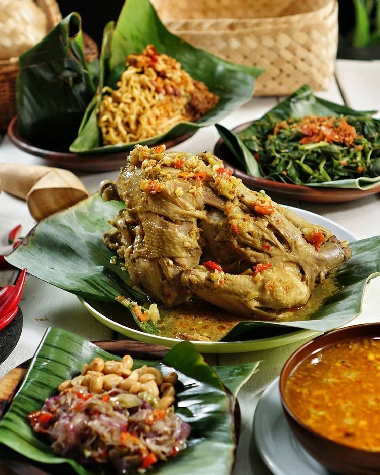 Resep Membuat Ayam Betutu Khas Bali yang Mudah Dipraktikkan