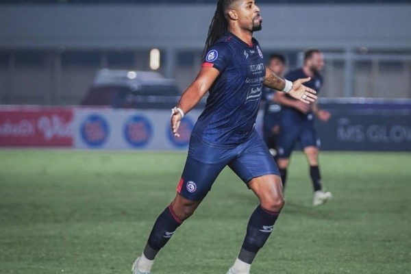 Tinggalkan Arema FC, Carlos Fortes ke PSIS Semarang