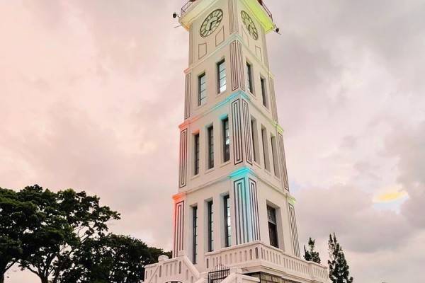 10 Kota Di Indonesia Yang Memiliki Landmark Ikonik