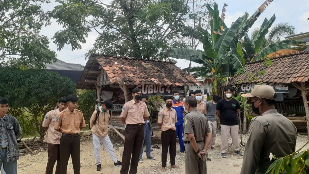 Terjaring Razia di Warkop, 50 Pelajar Dihukum Push-up